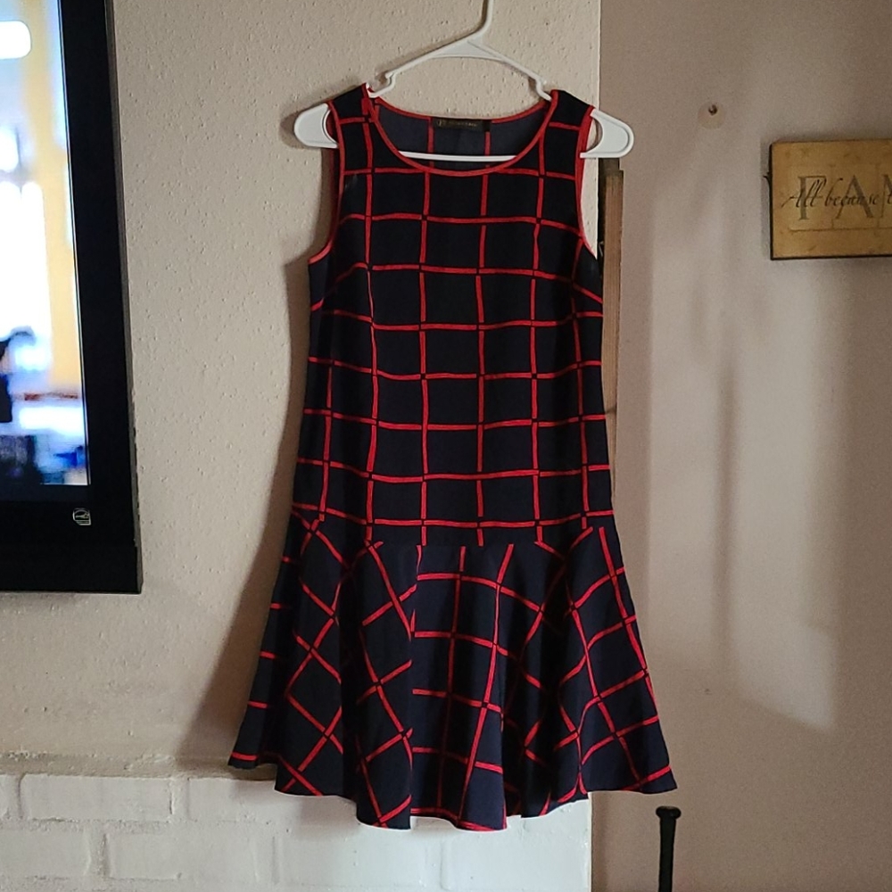 Low waist dress and blue and white